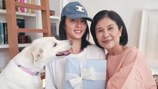 黄暄婷29岁生日　林梅娇曝儿时母女“fun fun时光”