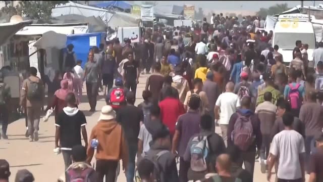 卡萨人道主义基金会物资发放中心 因过度拥挤再次关闭