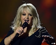 Bonnie Tyler, singer of Total Eclipse of the Heart, dies at 75