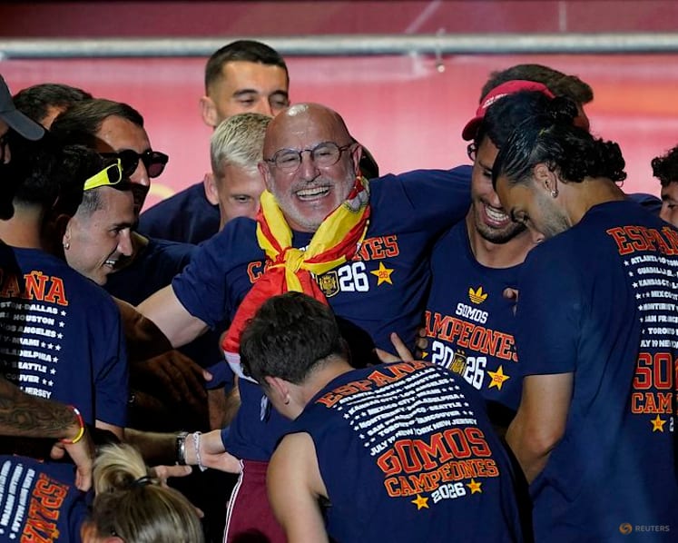 Spain manager Luis de la Fuente agrees contract extension until 2030 World Cup