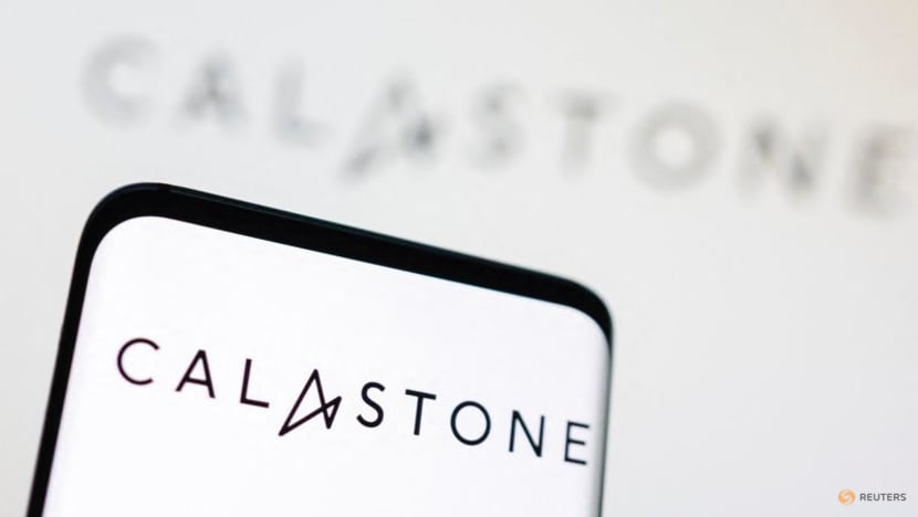 SS&C to buy Carlyle's British fund network Calastone for about $1 billion SS&C to buy Carlyle's British fund network Calastone for about $1 billion