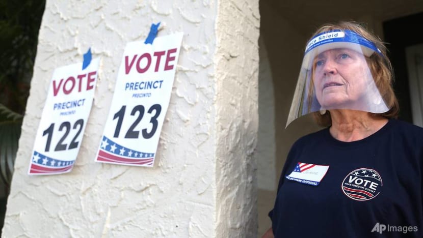 Florida forges ahead in lifting curbs amid COVID-19 concerns