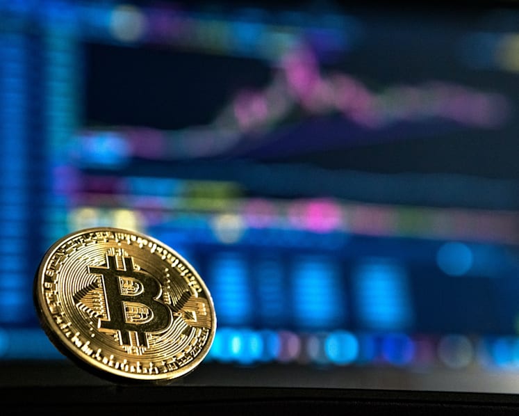 Fake news articles feature DPM Heng to solicit Bitcoin investments: Police