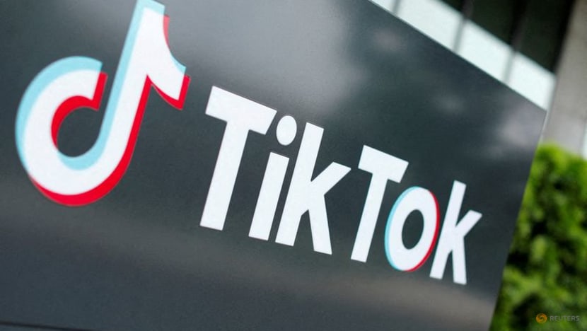 TikTok prepares to shut down app in US on Sunday, sources say TikTok prepares to shut down app in US on Sunday, sources say