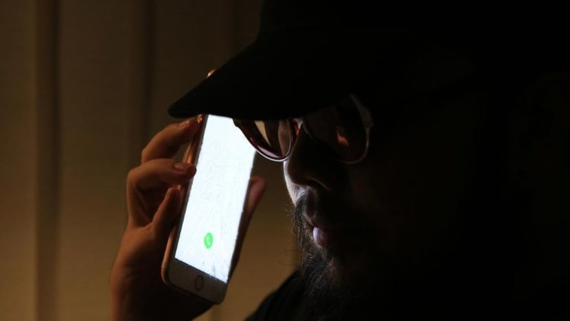 S$2.7 juta lesap di tangan penipu yang menyamar jadi kawan sejak awal tahun 