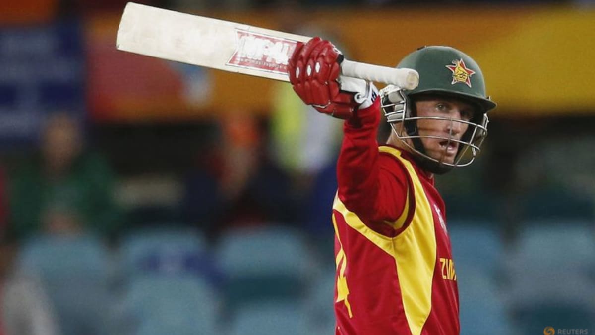 After two decades, Sean Williams keeps on running for Zimbabwe