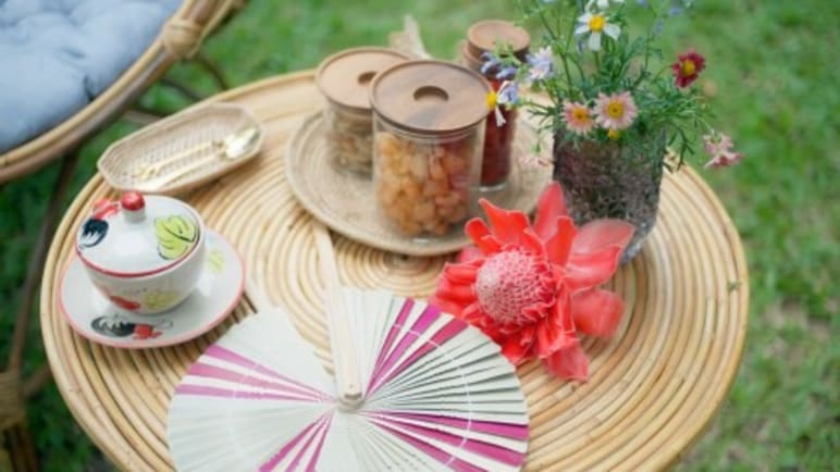 TAT unveils the inspiration behind "feel all the feelings," showcasing "LISA's" attire and local artisanal products intertwining Thai heritage and culture within every scene