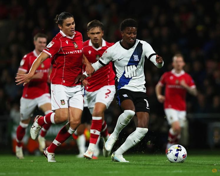 Wrexham and Birmingham share spoils in Hollywood derby
