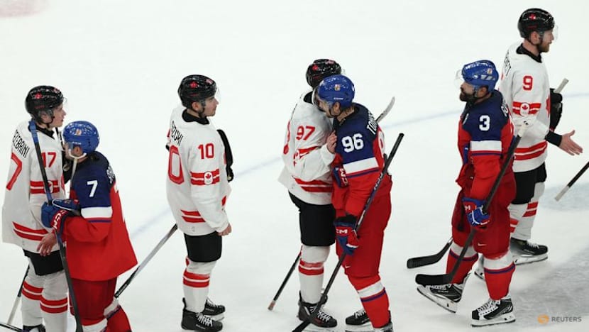 Ice hockey-Canada shut out Czech team in master class men's opener