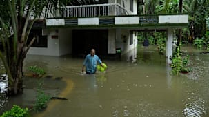கேரளாவில் அடைமழை - அல்லல்படும் மக்கள் 