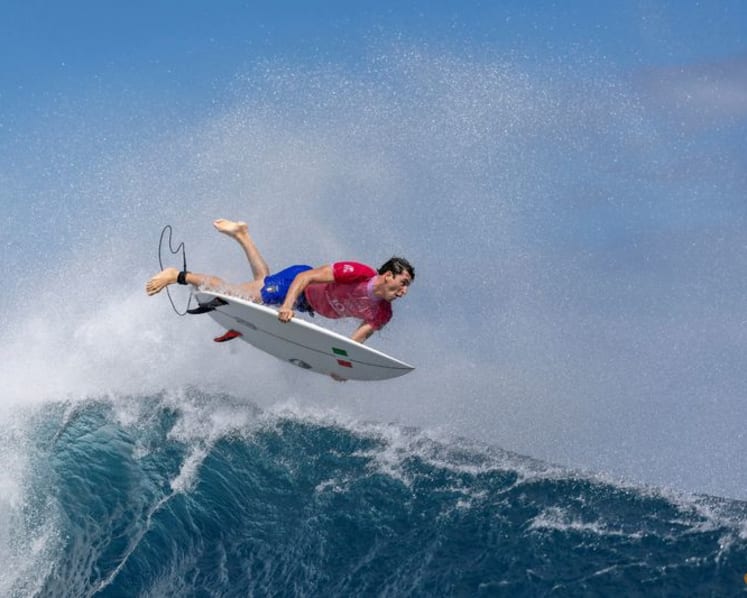 Surfing-Italy's Fioravanti takes first world tour win in El Salvador as Moore goes back-to-back