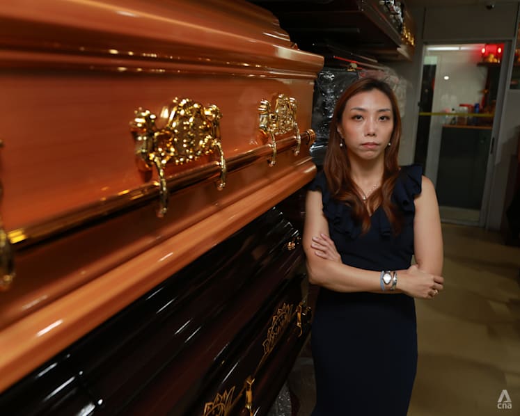 Funeral director, 31, opens up over high-profile cremation mix-up; aims to uphold her granddad's industry legacy
