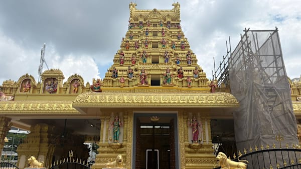 புதிய ராஜகோபுரத்துடன் யீஷூன் ஸ்ரீ மஹா மாரியம்மன் ஆலயக் குடமுழுக்கு - ஜூன் 18