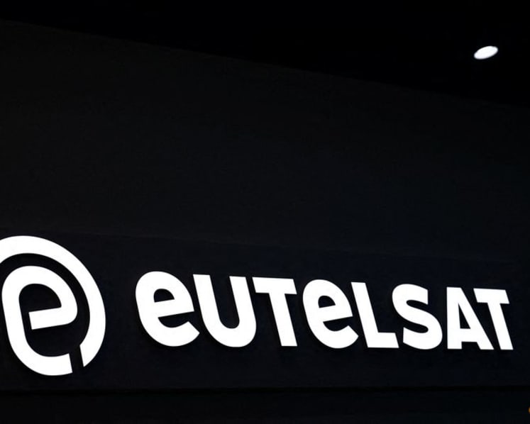 Starlink rival Eutelsat sees revenue growth in 2027 on OneWeb momentum