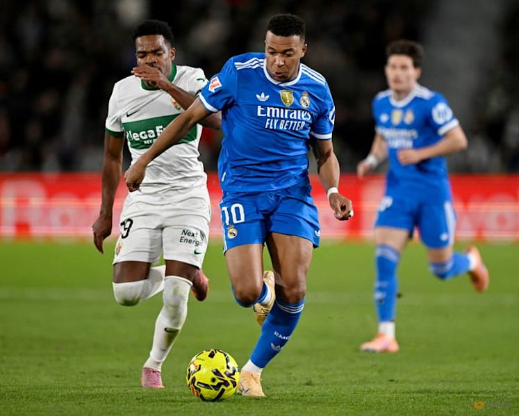Real Madrid salvage thrilling late 2-2 draw at Elche