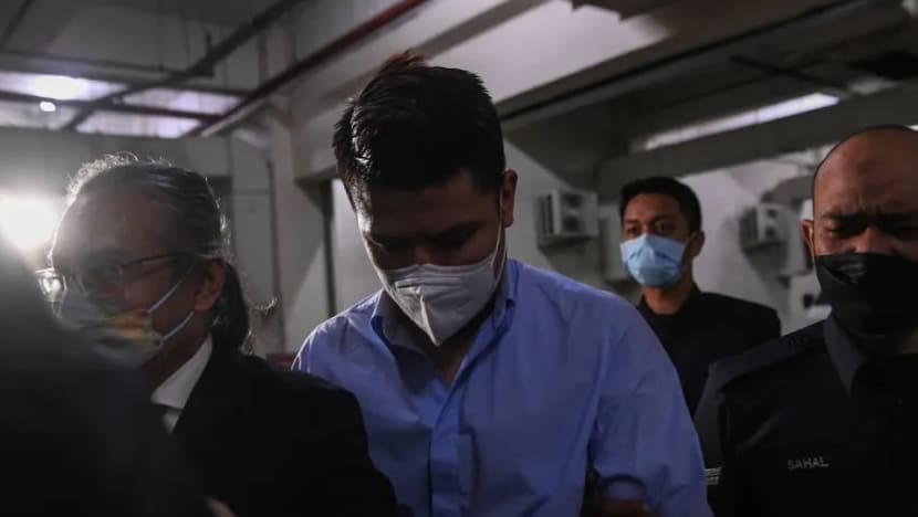 Awal Ashaari mengaku tidak bersalah rosakkan palang pagar sebuah perumahan 