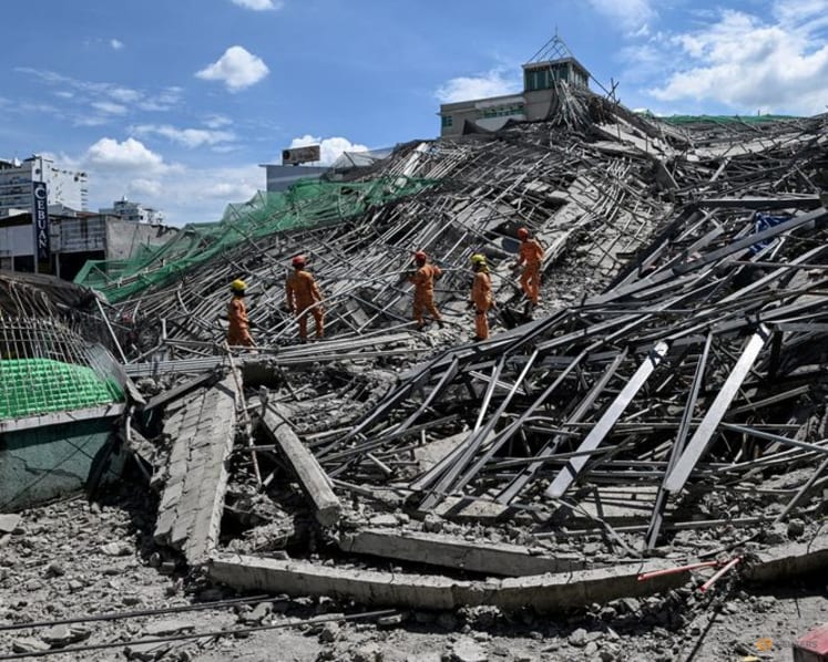 Death toll rises to three after Philippine building collapse, with 17 still missing