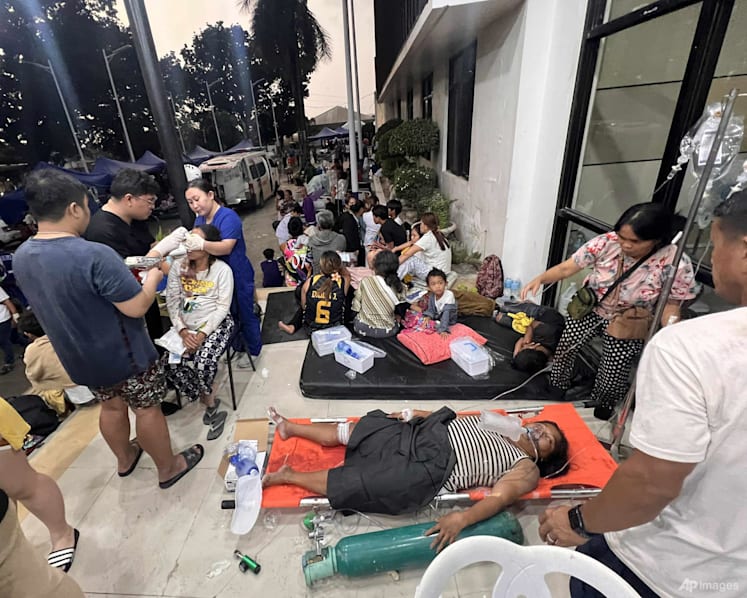 Philippines quake death toll rises to 69 as injured overwhelm hospitals