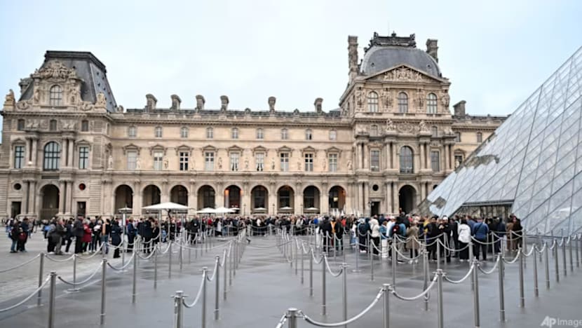 Suspek kes rompakan Louvre diberkas