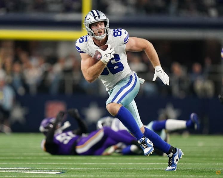 NFL's Dallas Cowboys top Forbes' most valuable teams list