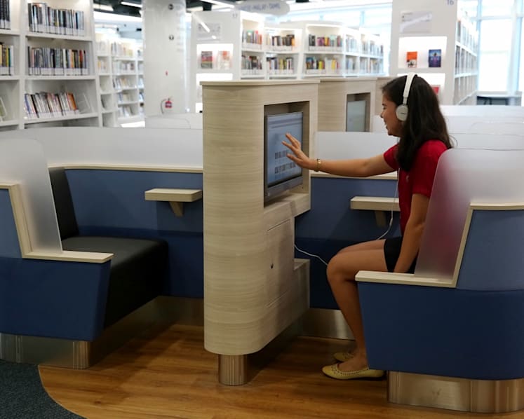 Reopen seating areas in public libraries with safeguards against Covid-19