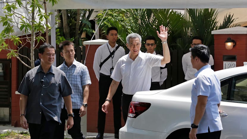 PM Lee, family and friends pay respects to S R Nathan