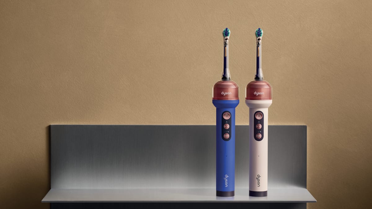 channelnewsasia.com - Hazeeq Sukri - Dyson CameraJet: Dyson's first electric toothbrush costs S$699 and has a built-in camera and water jet