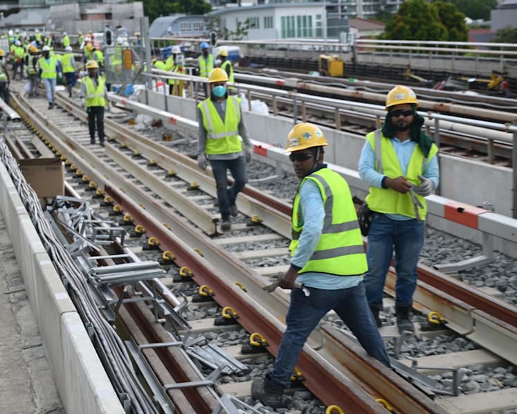 Longer wait times of up to 17 minutes at Bedok, Kembangan MRT stations as East-West Line works enter final phase