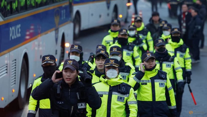 South Korea investigators ask police to arrest Yoon South Korea investigators ask police to arrest Yoon