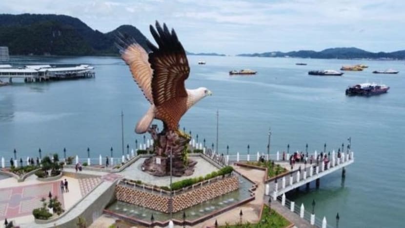 Jeti baru akan dibina bagi operasi feri penumpang ke Langkawi Jeti baru akan dibina bagi operasi feri penumpang ke Langkawi