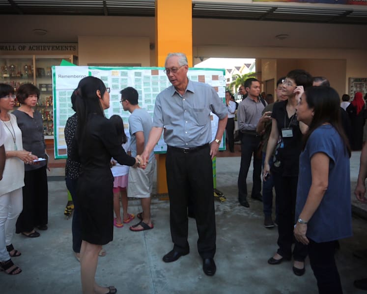Sabah quake: Visitors stream in to show support at Tanjong Katong Primary School