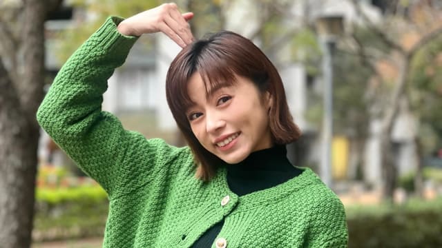 王瞳2025年第一天爆新恋情，对象神似亡夫艾成！