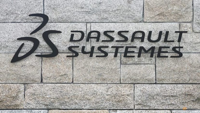 Dassault Systemes reports first-quarter revenue in line with estimates