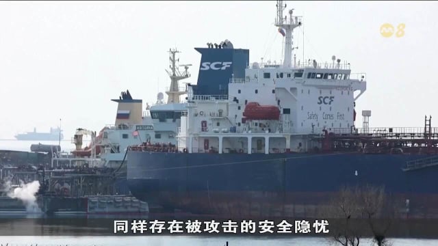 特朗普称必要时美军可在霍尔木兹海峡 为油轮护航