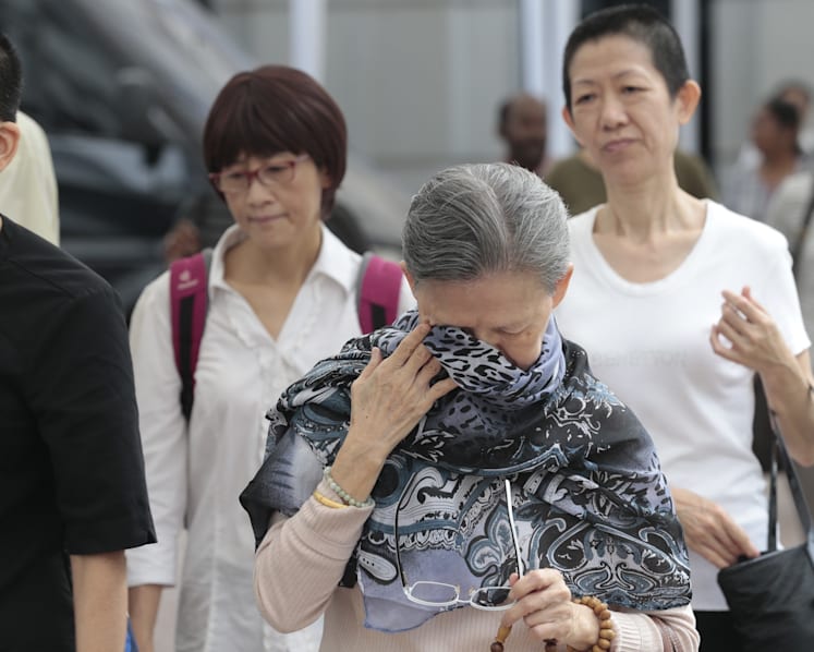 Young and old bid goodbye to S R Nathan