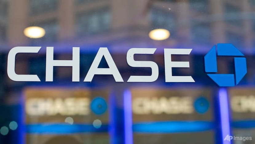 JPMorgan, Citi profits improve amid signs of recovery 
