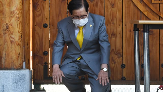 韩国新天地教总会长李万熙涉政教勾结被捕
