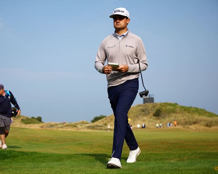 Australian Herbert moves top of Open leaderboard with birdie blitz