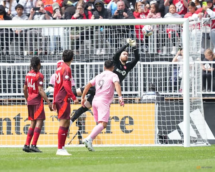 Toronto draw record crowd against Messi's Inter Miami in World Cup dress rehearsal