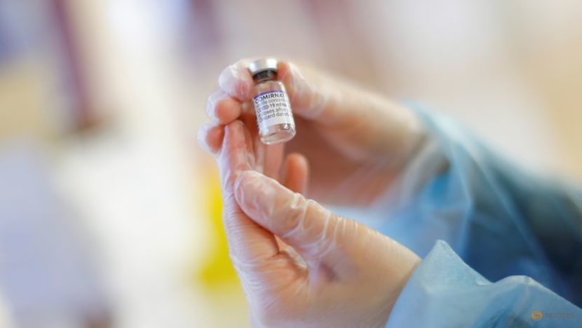 Singapore approves updated Pfizer vaccine targeting newer COVID-19 variants Singapore approves updated Pfizer vaccine targeting newer COVID-19 variants