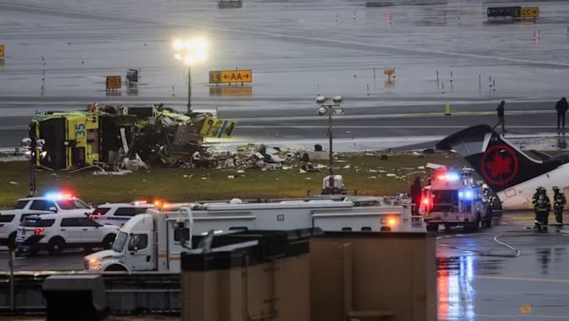 Lapangan Terbang LaGuardia di New York berdepan kelewatan & pembatalan penerbangan untuk hari kedua