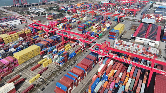 美国对华加征100%关税 中国：典型双重标准