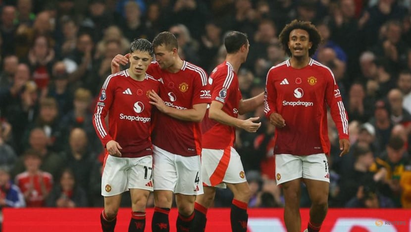 Man United thrash Leicester 3-0 in Van Nistelrooy's last game as interim boss Man United thrash Leicester 3-0 in Van Nistelrooy's last game as interim boss