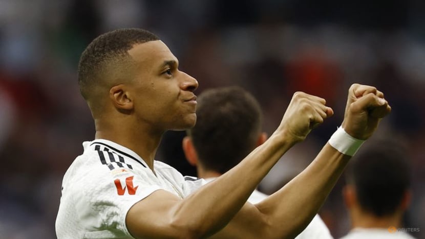 Mbappe double helps Real win 3-2 over Celta Vigo to keep pressure on Barca