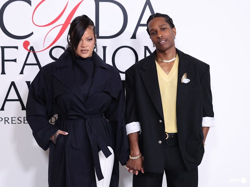  Singer Rihanna's Los Angeles mansion struck by gunfire: Reports