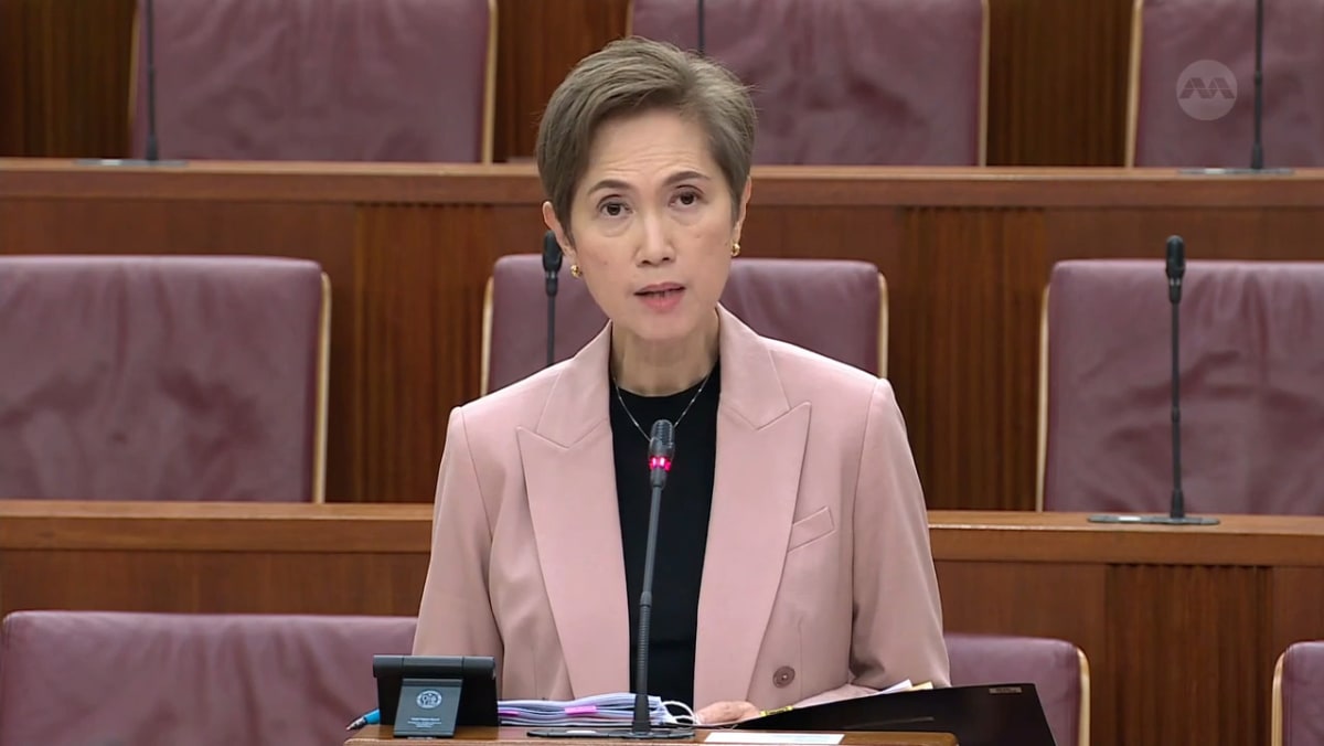 Josephine Teo recounts ‘ambush’ incidents at Meet-The-People Sessions, echoing Shanmugam’s experience with activists Josephine Teo recounts ‘ambush’ incidents at Meet-The-People Sessions, echoing Shanmugam’s experience with activists