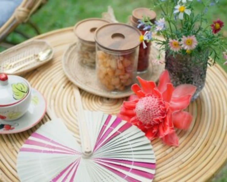 TAT unveils the inspiration behind "feel all the feelings," showcasing "LISA's" attire and local artisanal products intertwining Thai heritage and culture within every scene