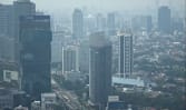 JEREBU RENTAS SEMPADAN: Mutu udara Jakarta pada paras tidak sihat, ketiga terburuk di Indonesia