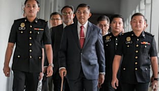 Mantan panglima angkatan bersenjata Malaysia didakwa atas tuduhan suap Rp3,2 miliar