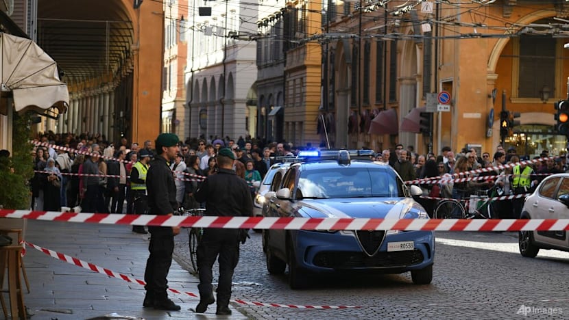Eight injured as driver in Italian city runs over pedestrians - CNA